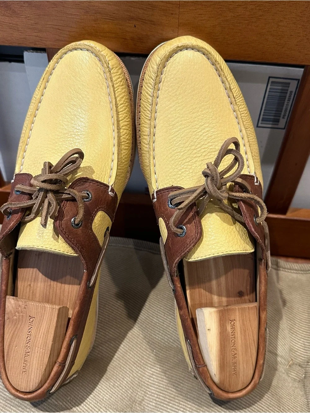 Johnston & Murphy Men's Yellow and Brown Two-Tone Leather Boat Shoes - Picture 3 of 7